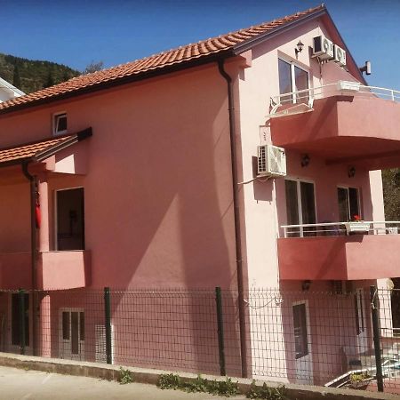 Apartments Kuc Tivat Extérieur photo