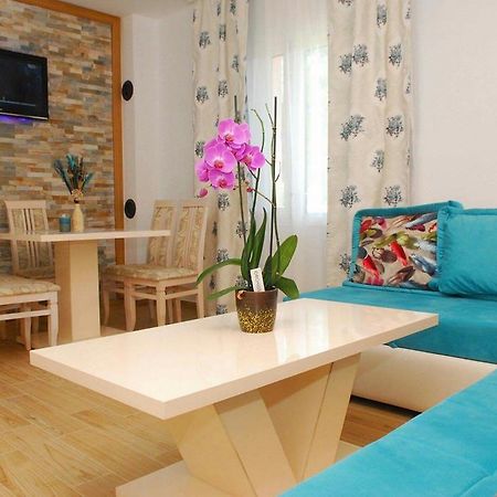 Apartments Kuc Tivat Extérieur photo