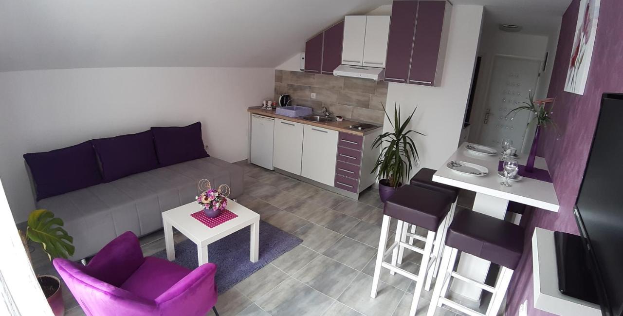 Apartments Kuc Tivat Extérieur photo