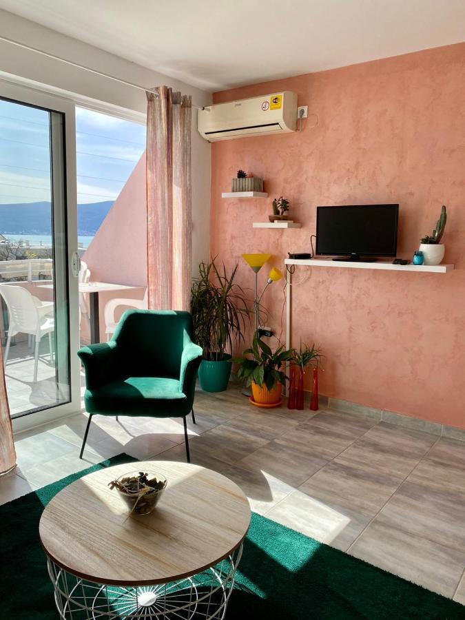 Apartments Kuc Tivat Extérieur photo