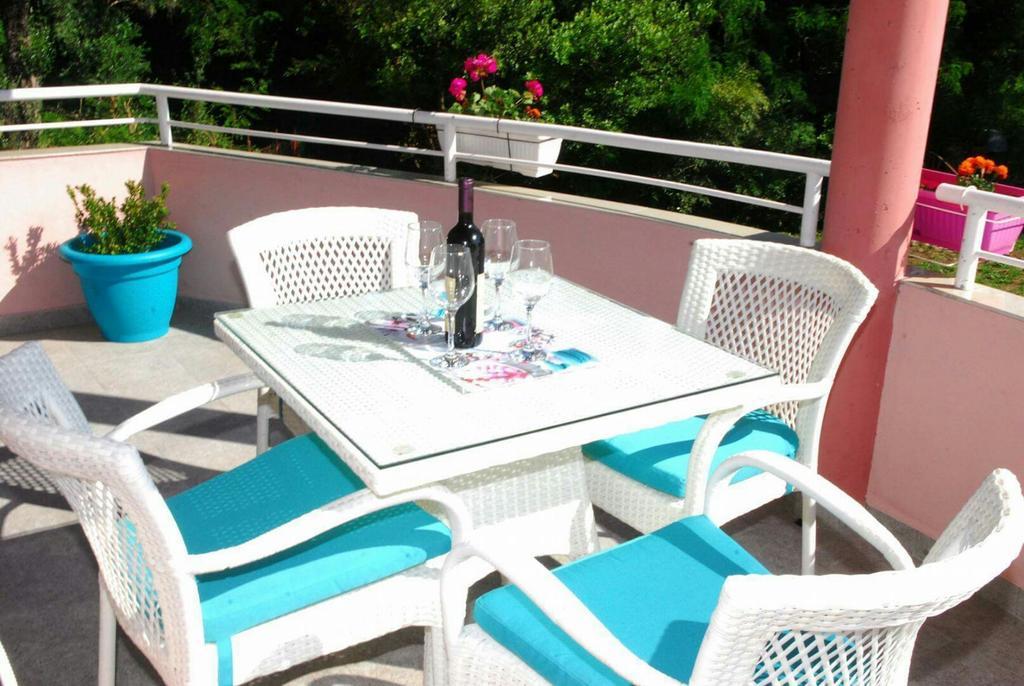Apartments Kuc Tivat Extérieur photo