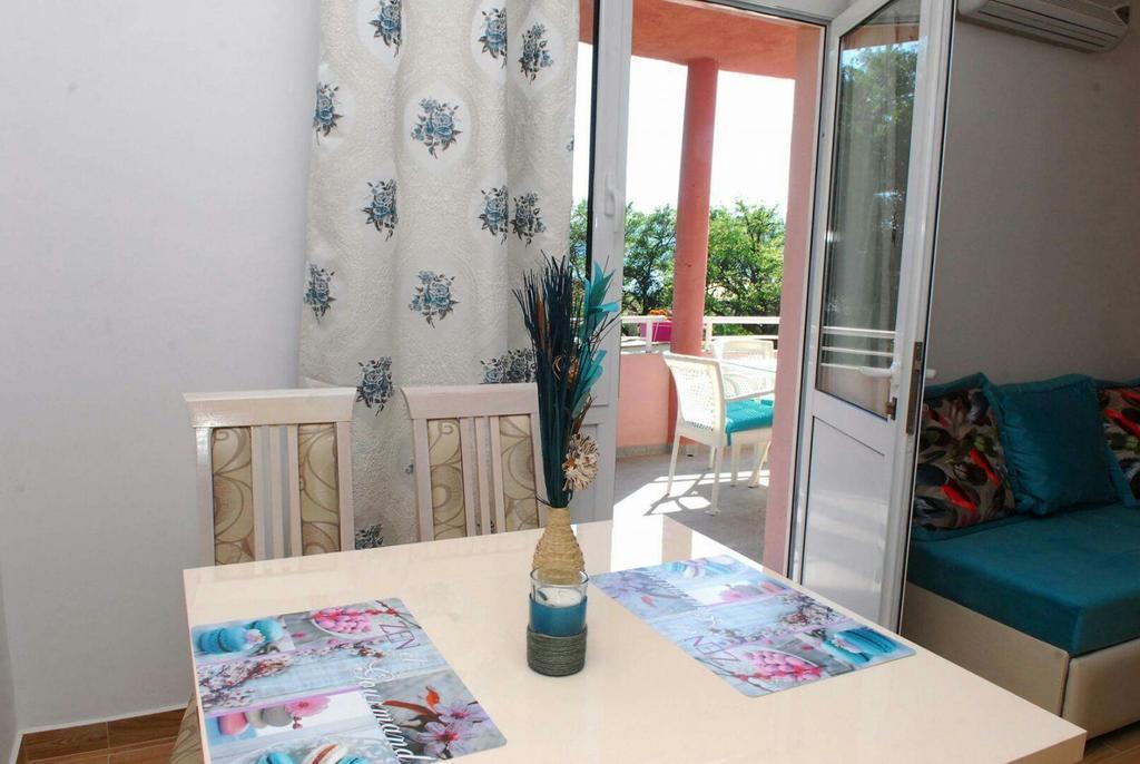 Apartments Kuc Tivat Extérieur photo